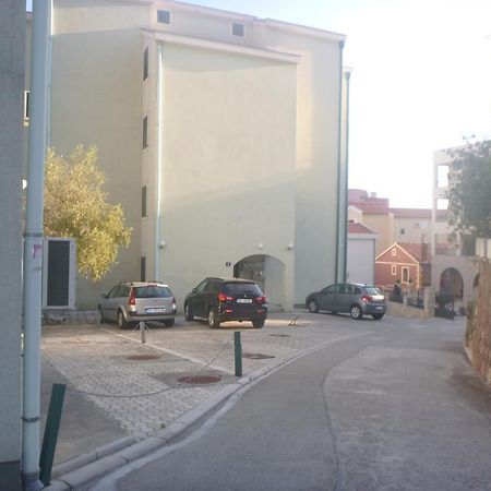 Apartman Ozi Petrovac Dış mekan fotoğraf
