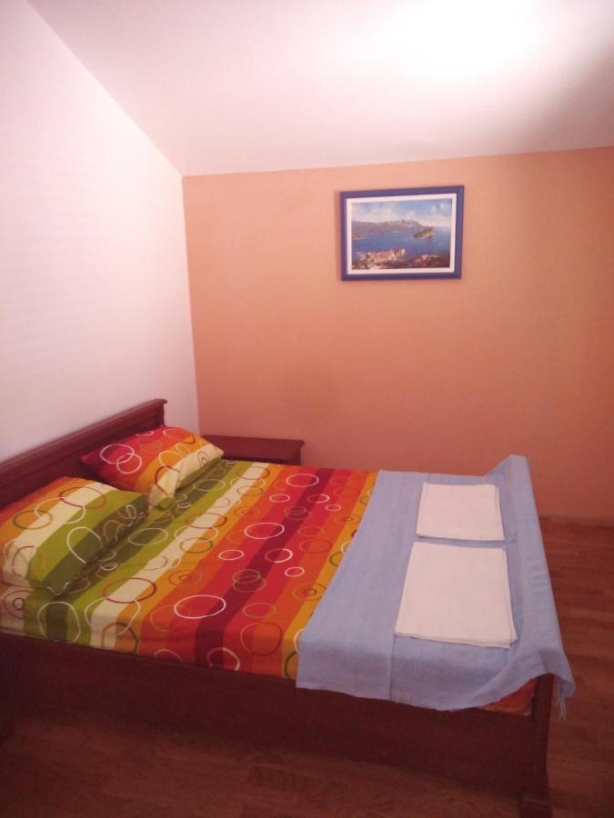 Apartman Ozi Petrovac Dış mekan fotoğraf