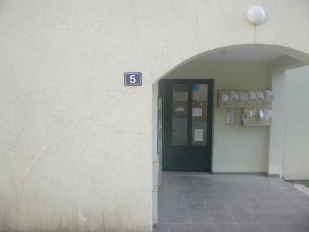 Apartman Ozi Petrovac Dış mekan fotoğraf